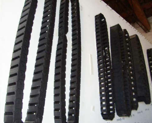 PA7 7型尼龍拖鏈